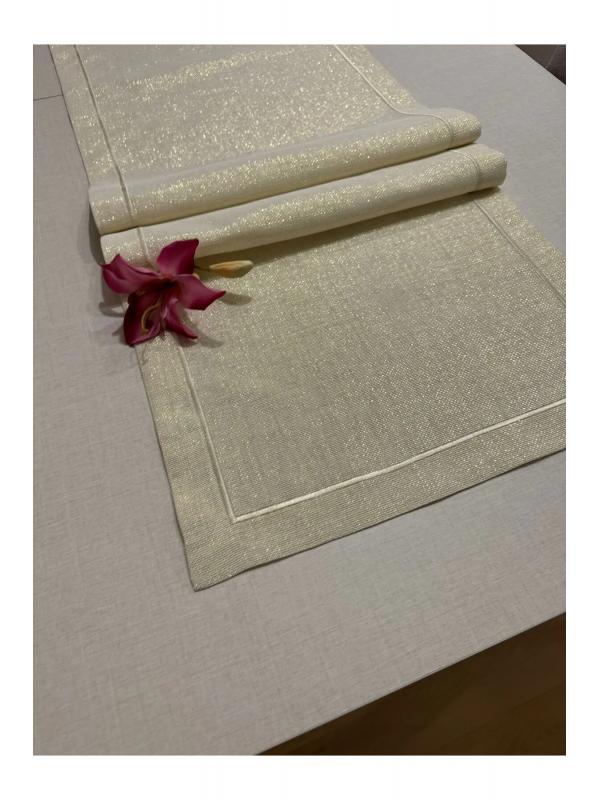 Piko İşlemeli Keten Görünümlü Simli Linen Gold Runner 40x150